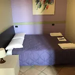 Hh Hermoso Housing Aparthotel