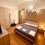 Hh Hermoso Housing Apartmanhotel