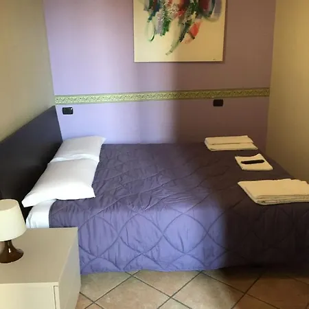 Hh Hermoso Housing Aparthotel