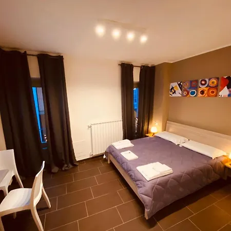 Hh Hermoso Housing 3* Valenza