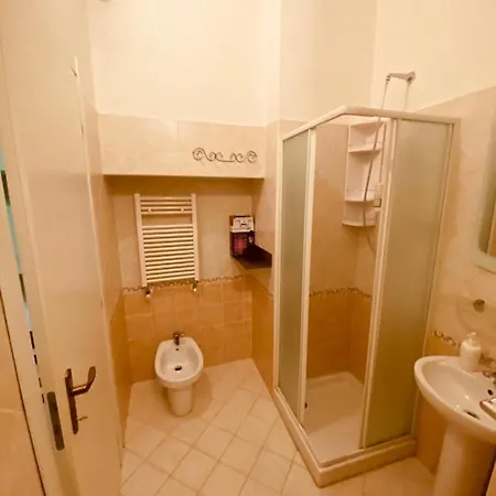 Hh Hermoso Housing 아파트호텔 3*