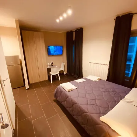 Hh Hermoso Housing Apart-hotel