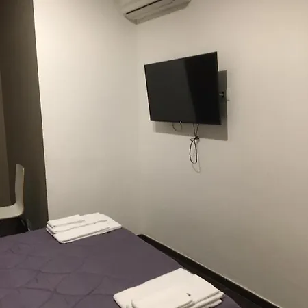 Hh Hermoso Housing Apart-hotel Valenza