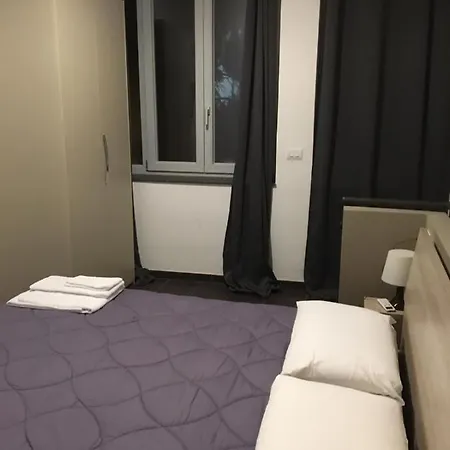 Hh Hermoso Housing 3* Valenza