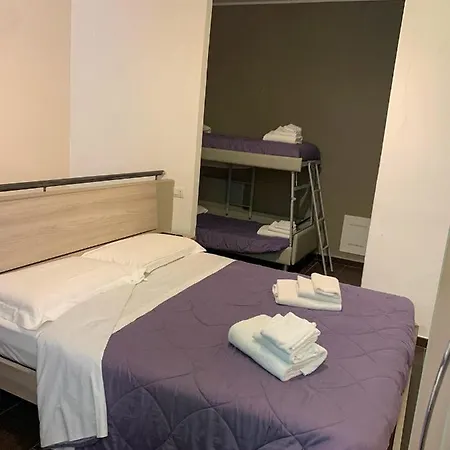Hh Hermoso Housing 아파트호텔 3*