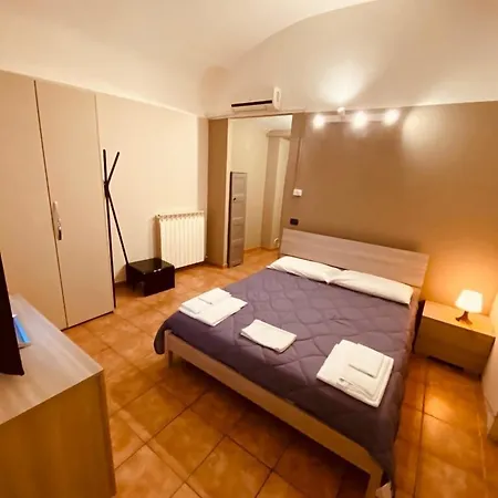 Hh Hermoso Housing Aparthotel