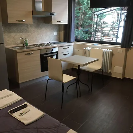 Hh Hermoso Housing Aparthotel 3*