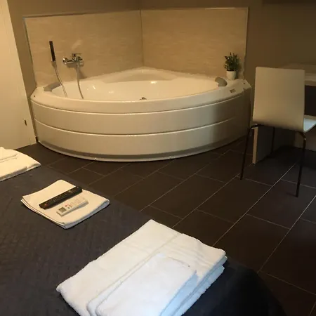 Hh Hermoso Housing Apart-hotel 3*
