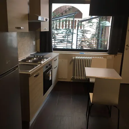 Hh Hermoso Housing Apart-hotel