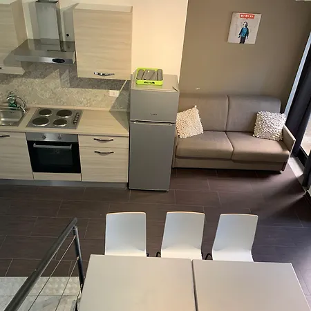 Hh Hermoso Housing 3*