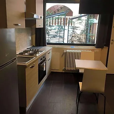 Hh Hermoso Housing 아파트호텔 3*
