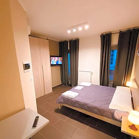 Hh Hermoso Housing Lägenhetshotell