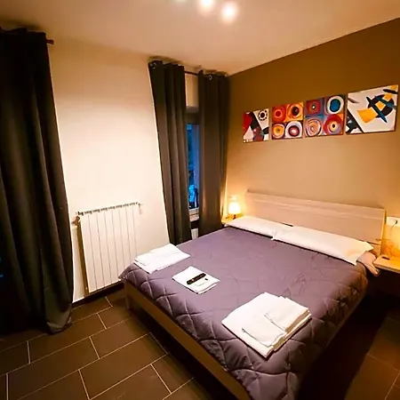 Hh Hermoso Housing 3* 발렌자