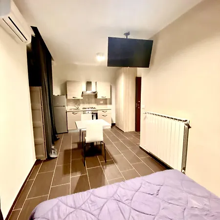 Hh Hermoso Housing Apartahotel
