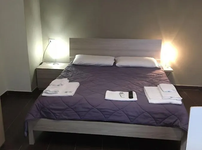 Hh Hermoso Housing