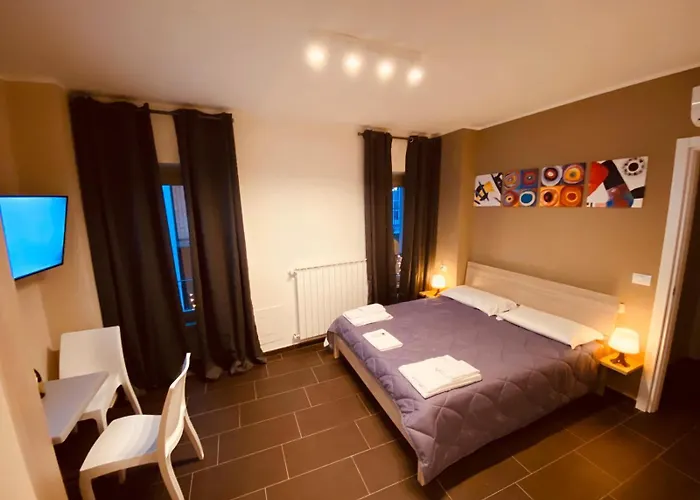 Hh Hermoso Housing 3* Valenza