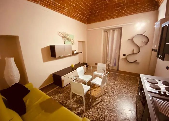 Hh Hermoso Housing 3*