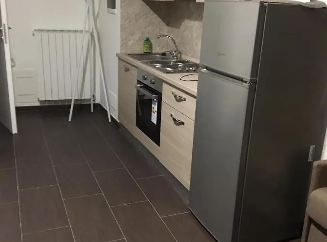 Hh Hermoso Housing 3* Valenza