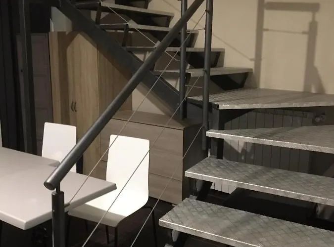 Hh Hermoso Housing 3* Valenza