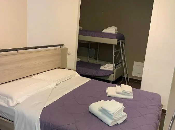 Hh Hermoso Housing Aparthotel 3*