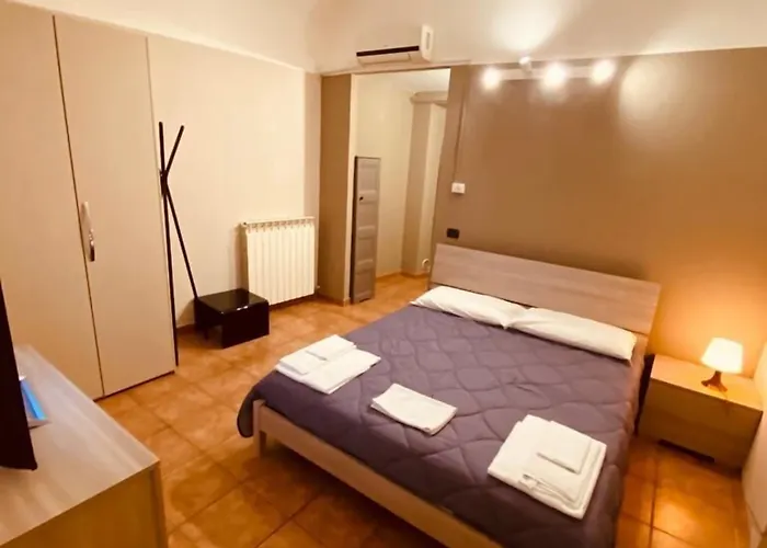 Hh Hermoso Housing Aparthotel