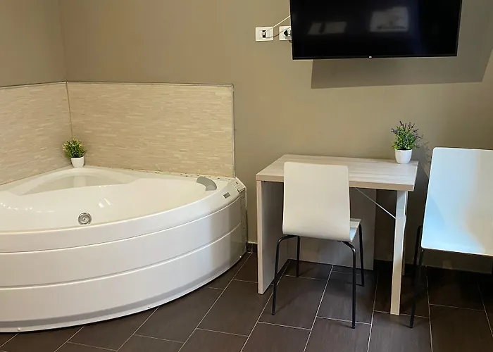 Aparthotel Hh Hermoso Housing
