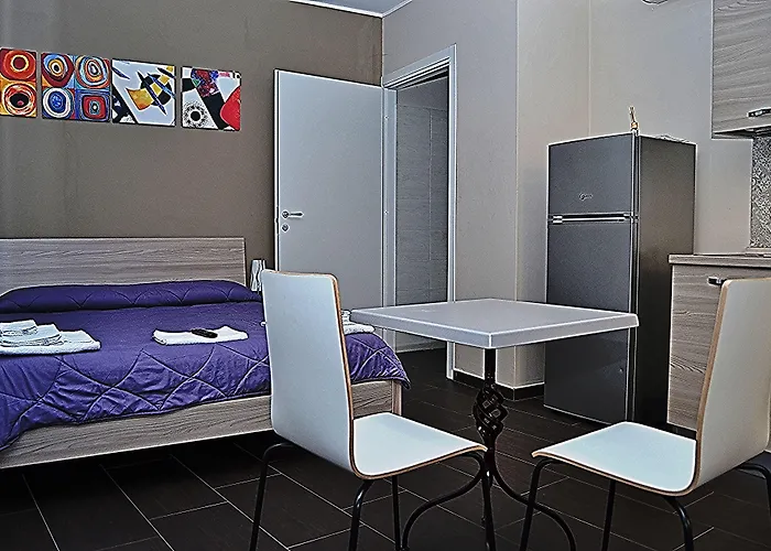 Hh Hermoso Housing 3* Valenza